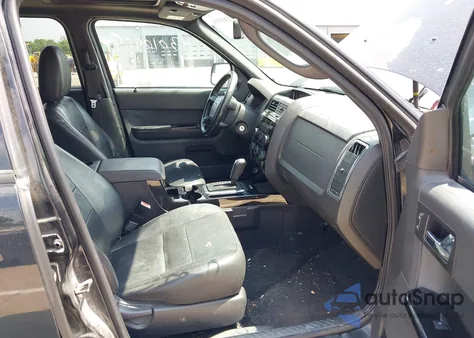 2010 Ford Escape Limited z USA, uszkodzony, nr VIN 1FMCU9E74AKA93814